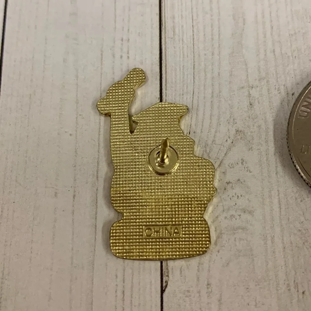 ‎Vintage Dare Graduate Pin